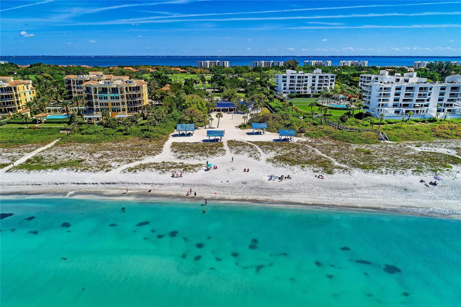 BAY ISLES - Residential