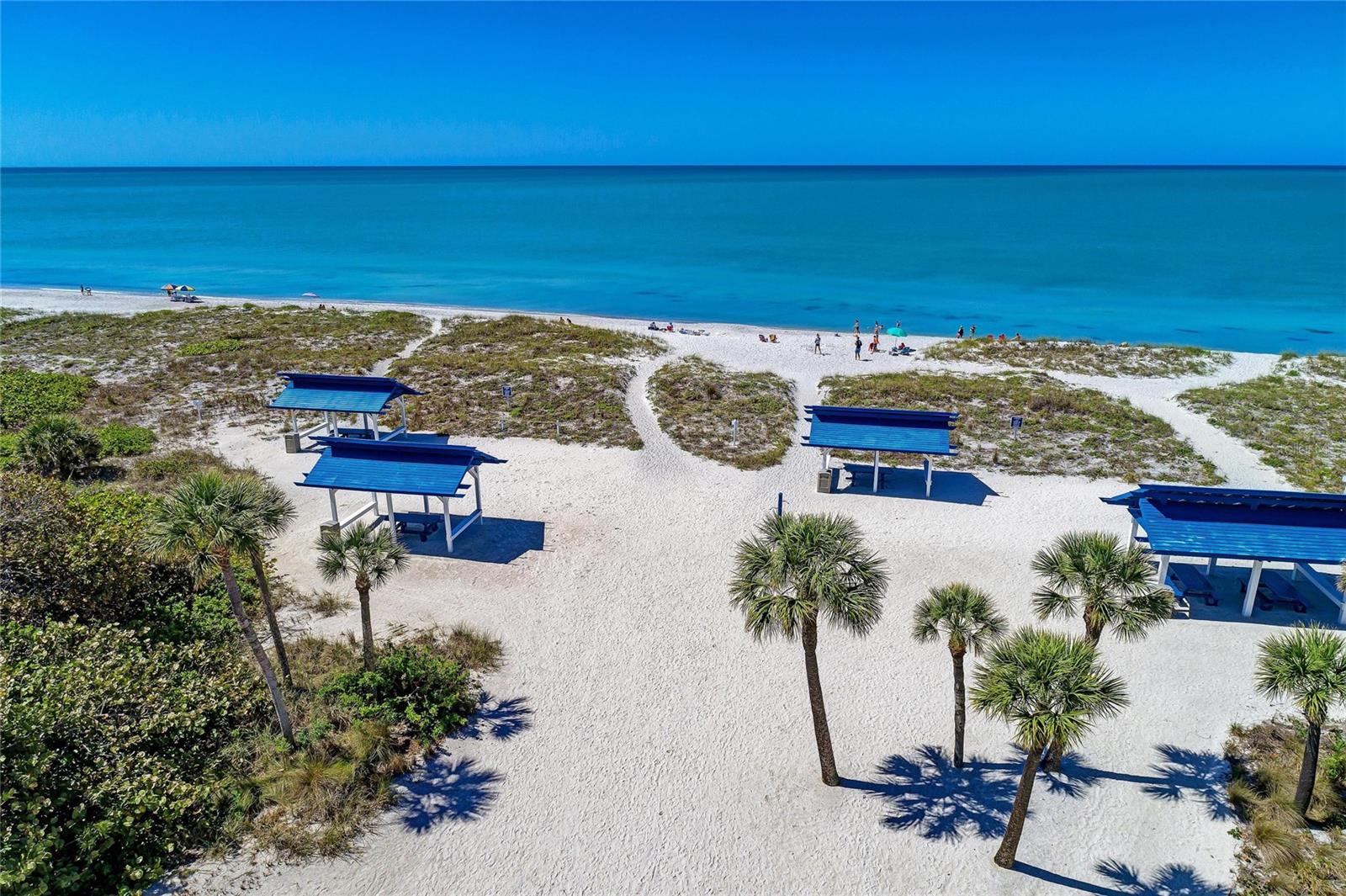 BAY ISLES - Residential