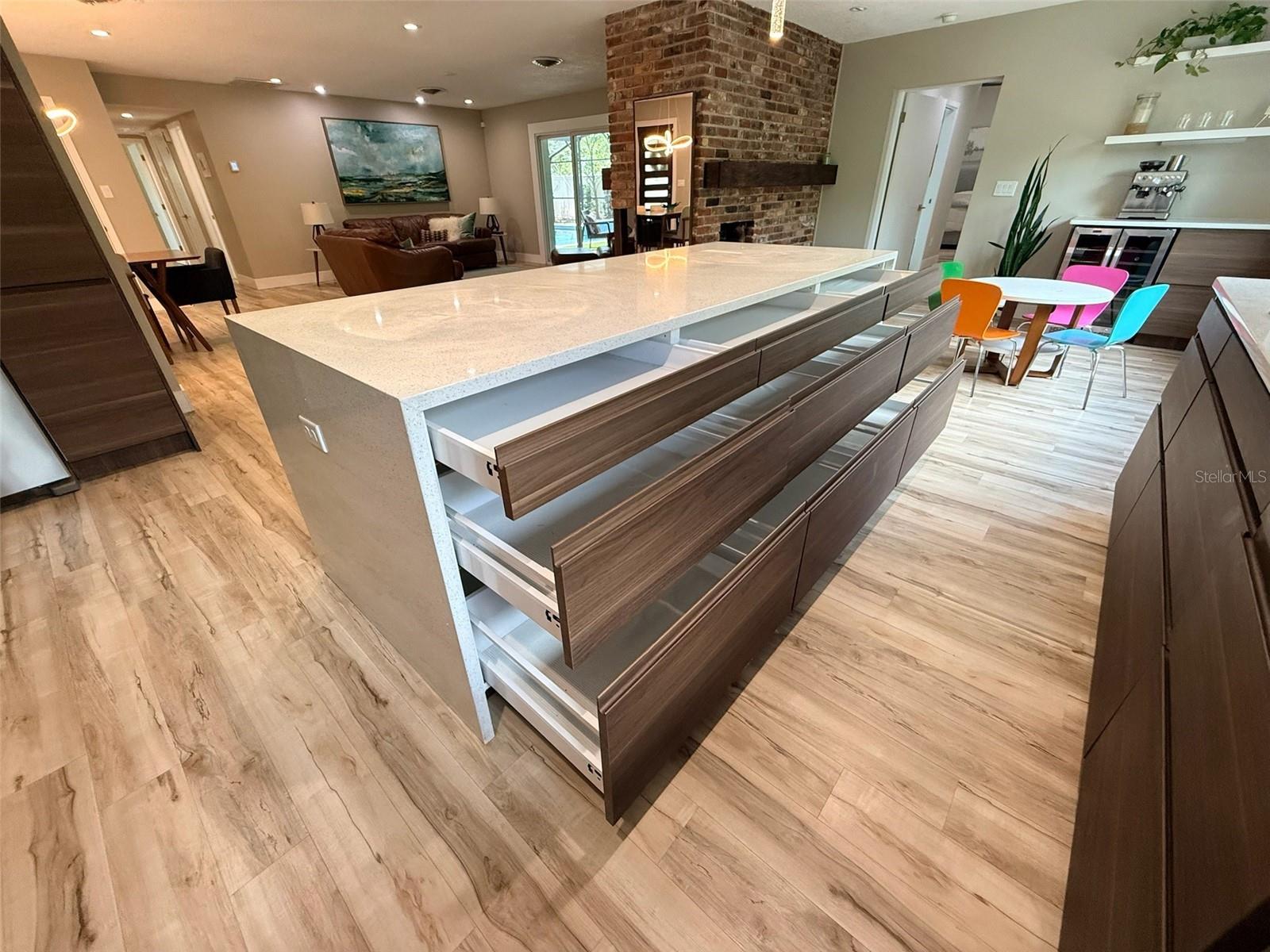 HIGHLAND PARK ESTATES - Residential