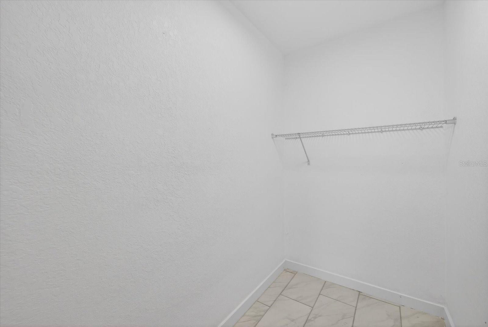 HIGHLAND TERRACE MANOR - Residential