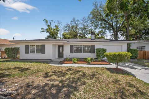 Photo of 1465 Parkwood Street, Clearwater, FL 33755 (MLS # TB8494298)
