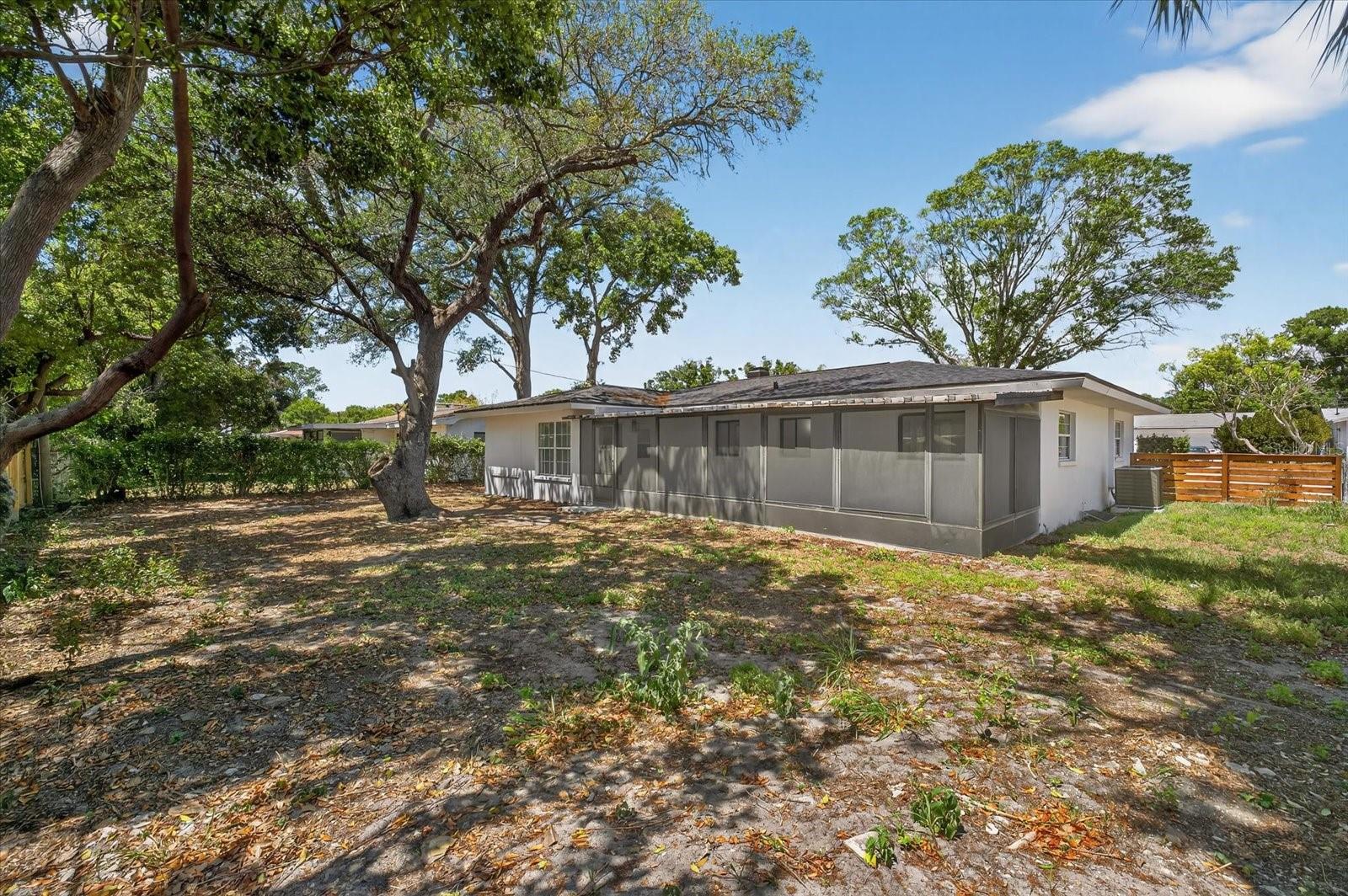 HIGHLAND TERRACE MANOR - Residential