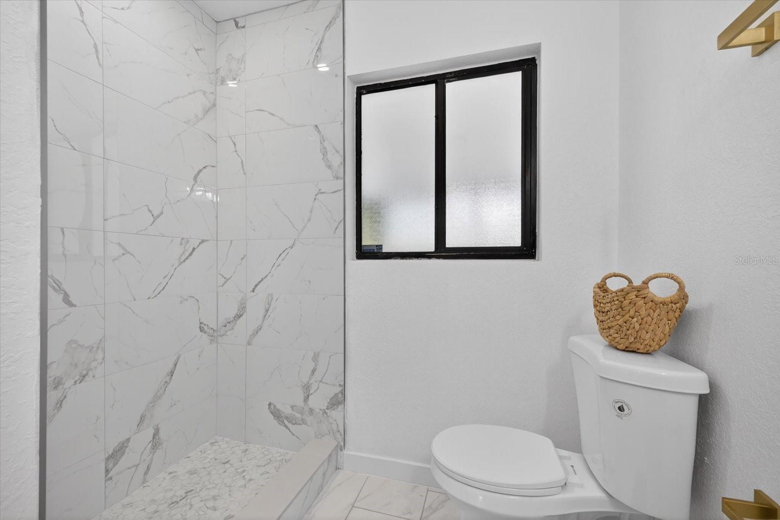 HIGHLAND TERRACE MANOR - Residential