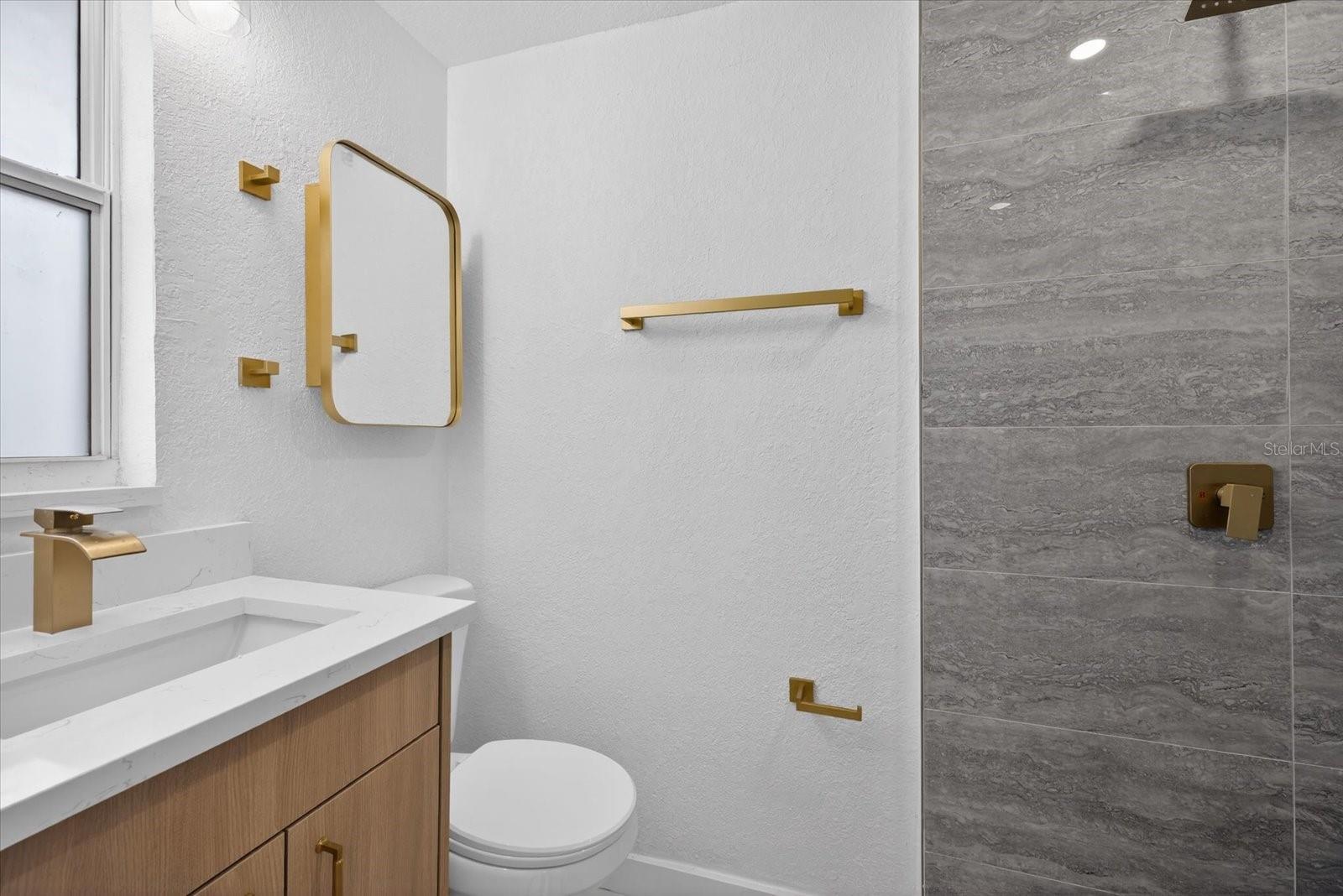 HIGHLAND TERRACE MANOR - Residential