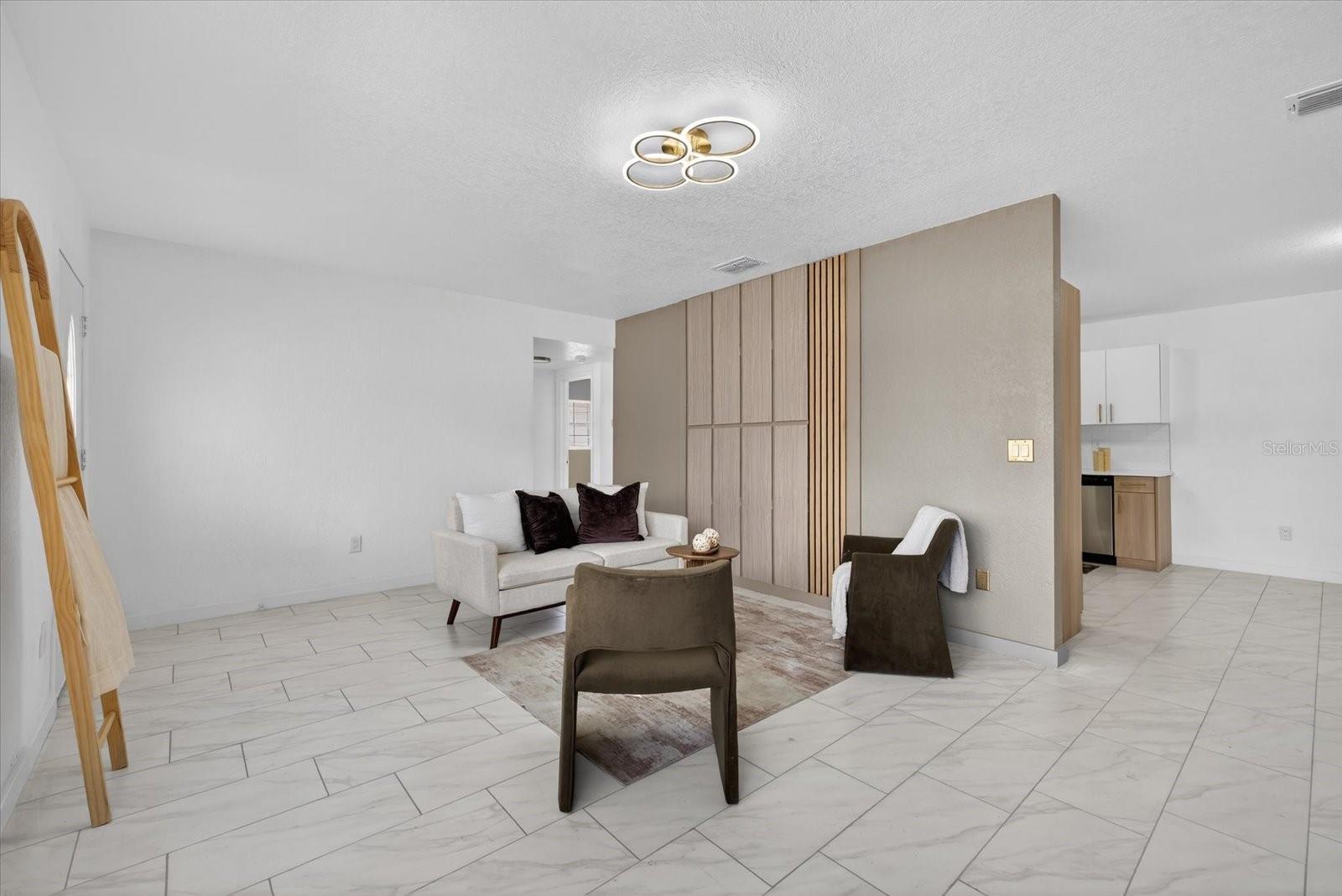 HIGHLAND TERRACE MANOR - Residential