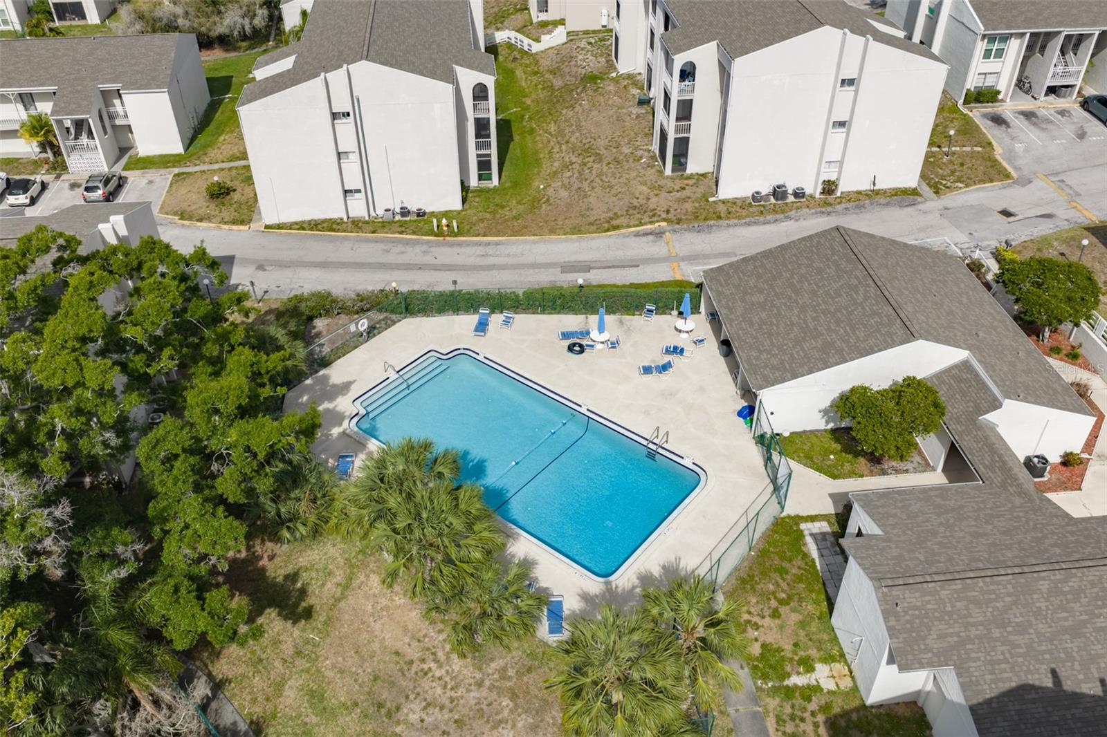 COACHMAN CREEK CONDO - Residential