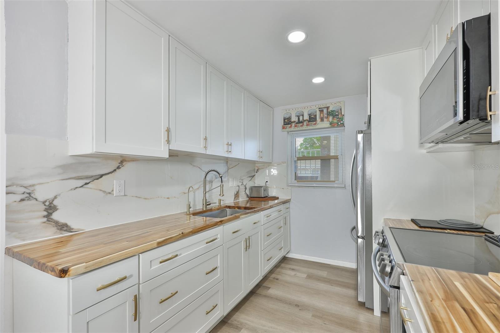 COACHMAN CREEK CONDO - Residential