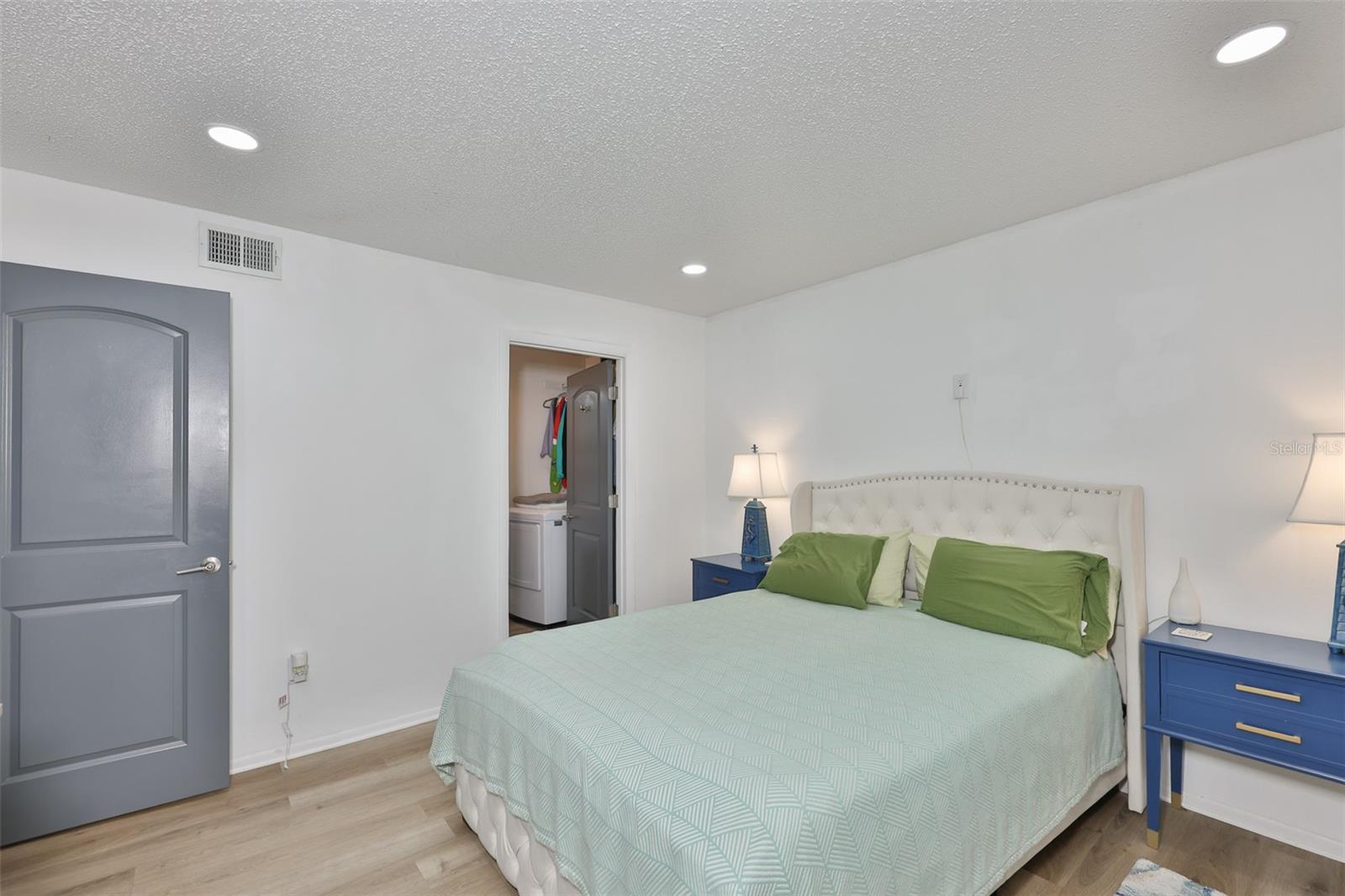 COACHMAN CREEK CONDO - Residential