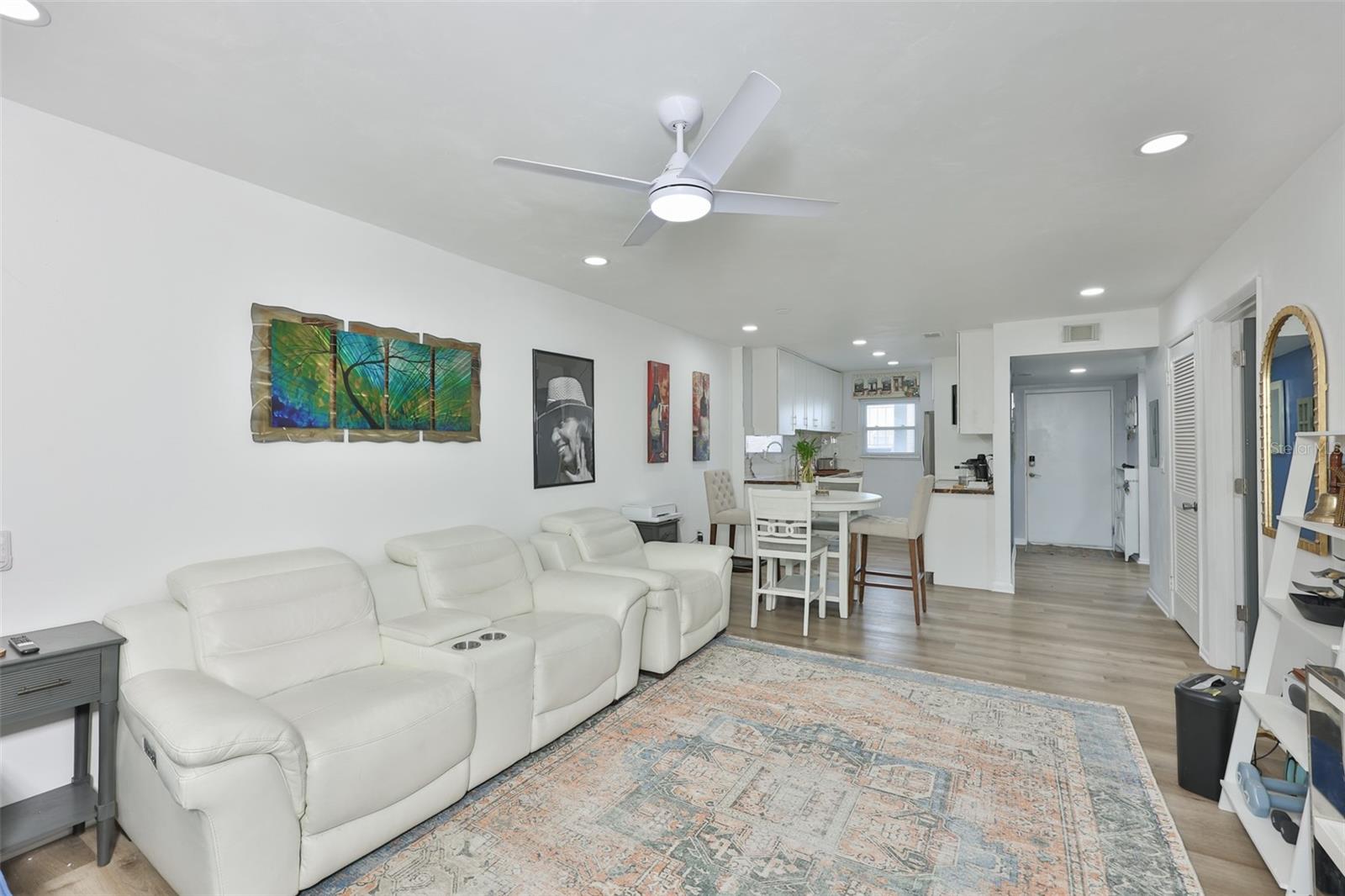 COACHMAN CREEK CONDO - Residential