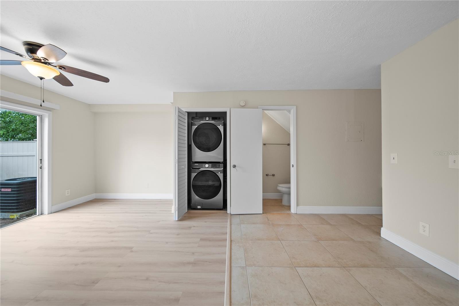 WHISPERING OAKS - Residential Lease