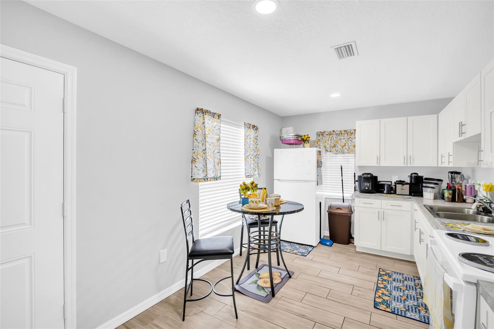 PRATHERS HIGHLAND HOMES - Residential Income