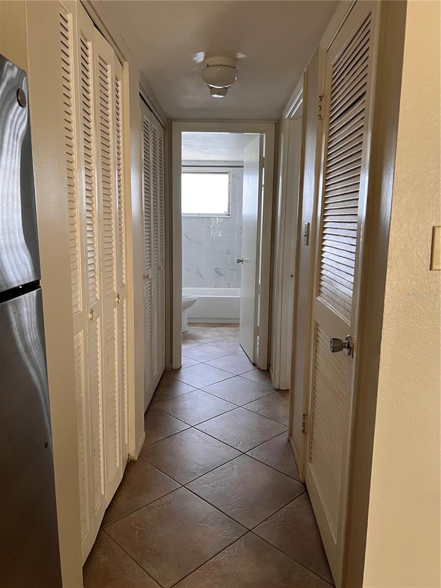 OAKWOOD GARDENS - Residential Lease