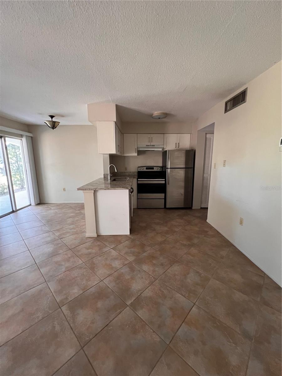 OAKWOOD GARDENS - Residential Lease