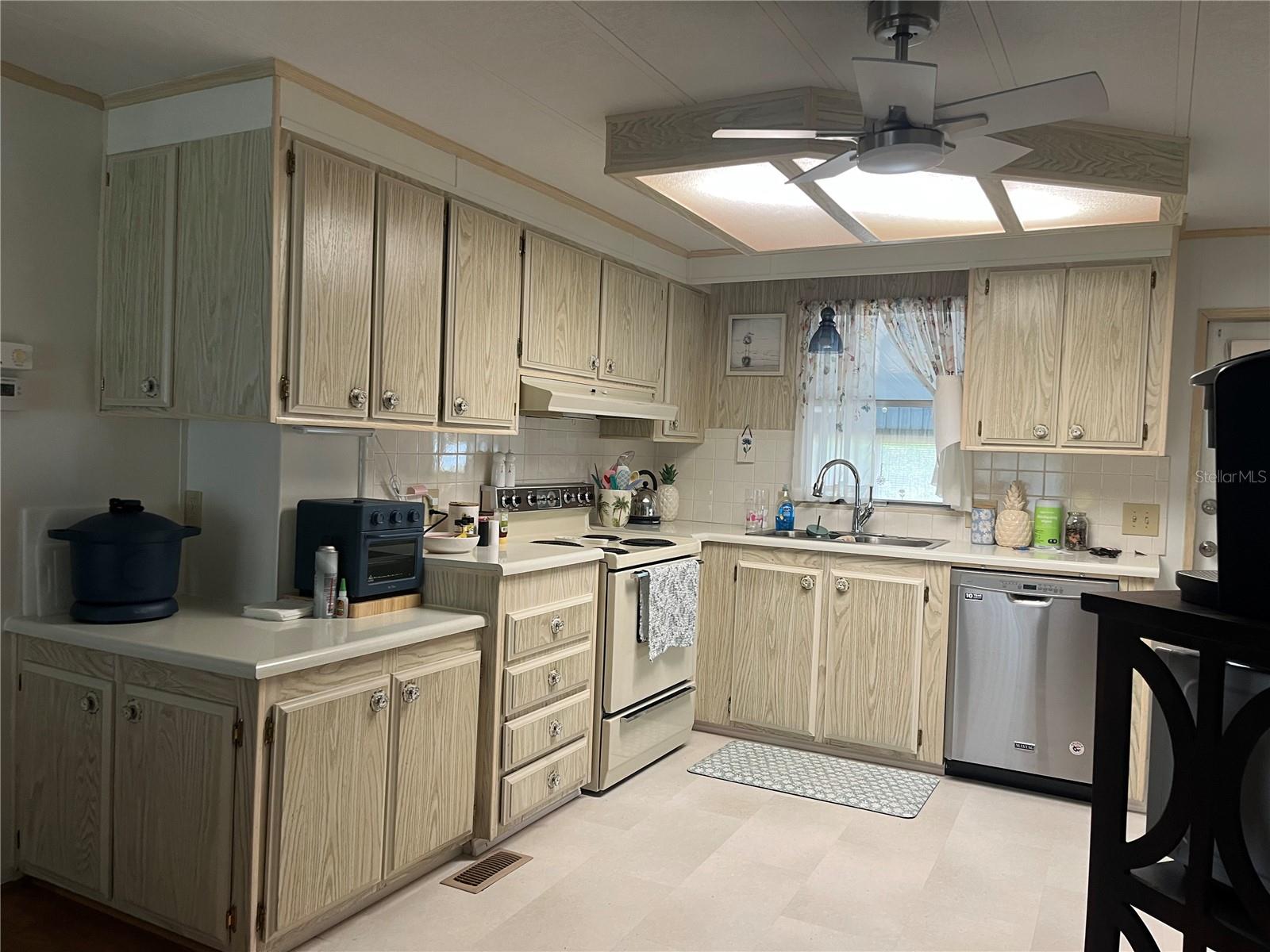 CITRUS WOODS ESTATES - Residential