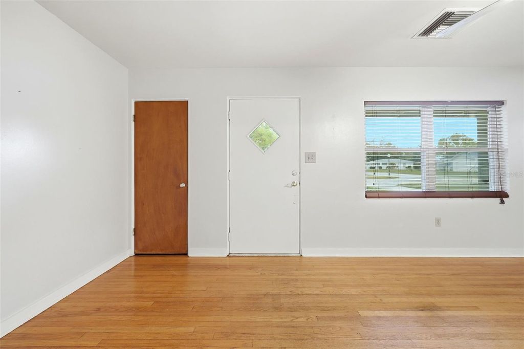 Photo of 1780 Morningside Drive, Mount Dora, FL 32757 (MLS # G5109549)