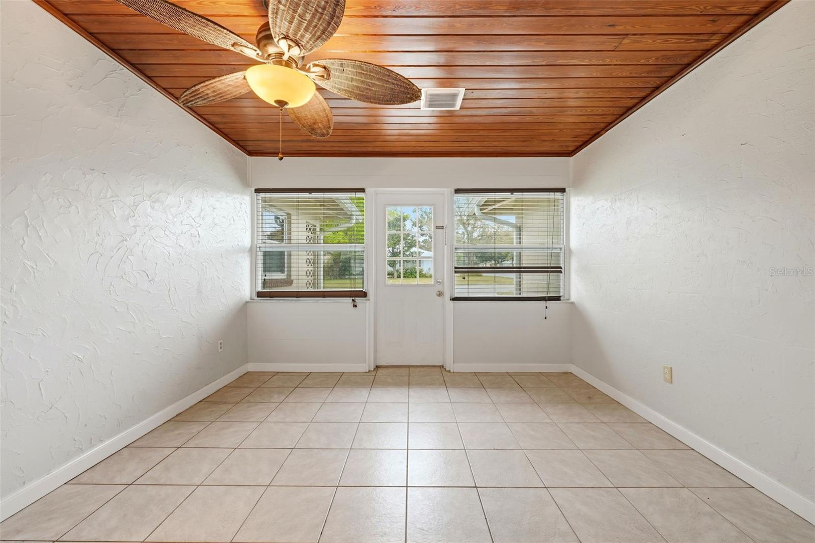 SYLVAN SHORES - Residential