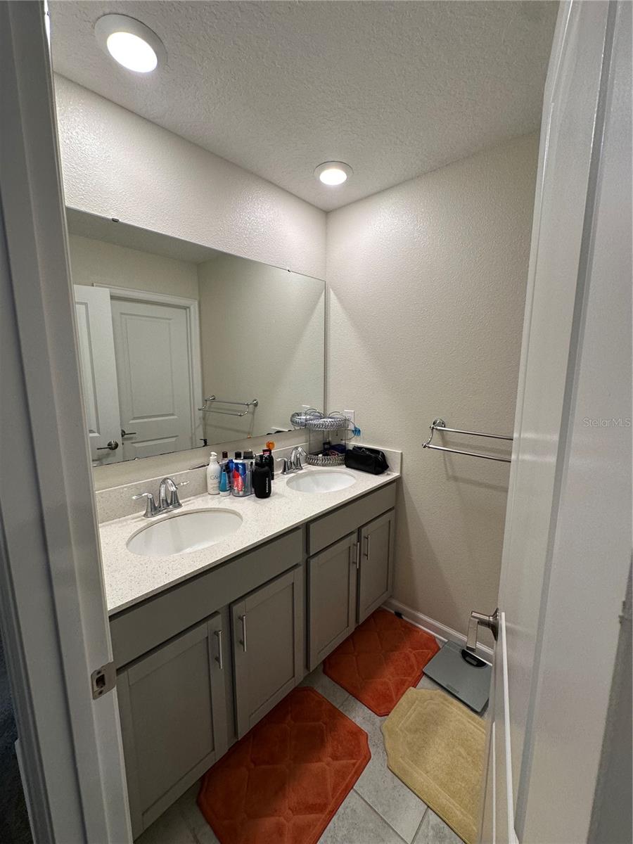 STOREY CREEK PH 1 - Residential Lease