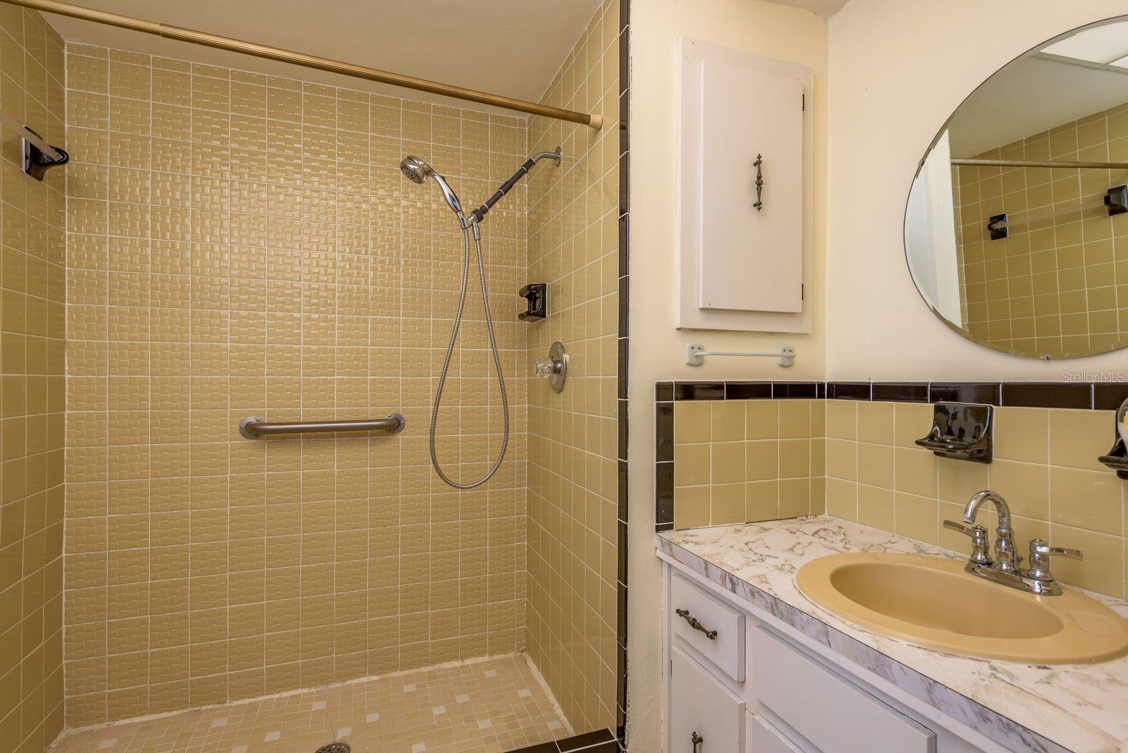 CLARKS H L SUB 2 - Residential