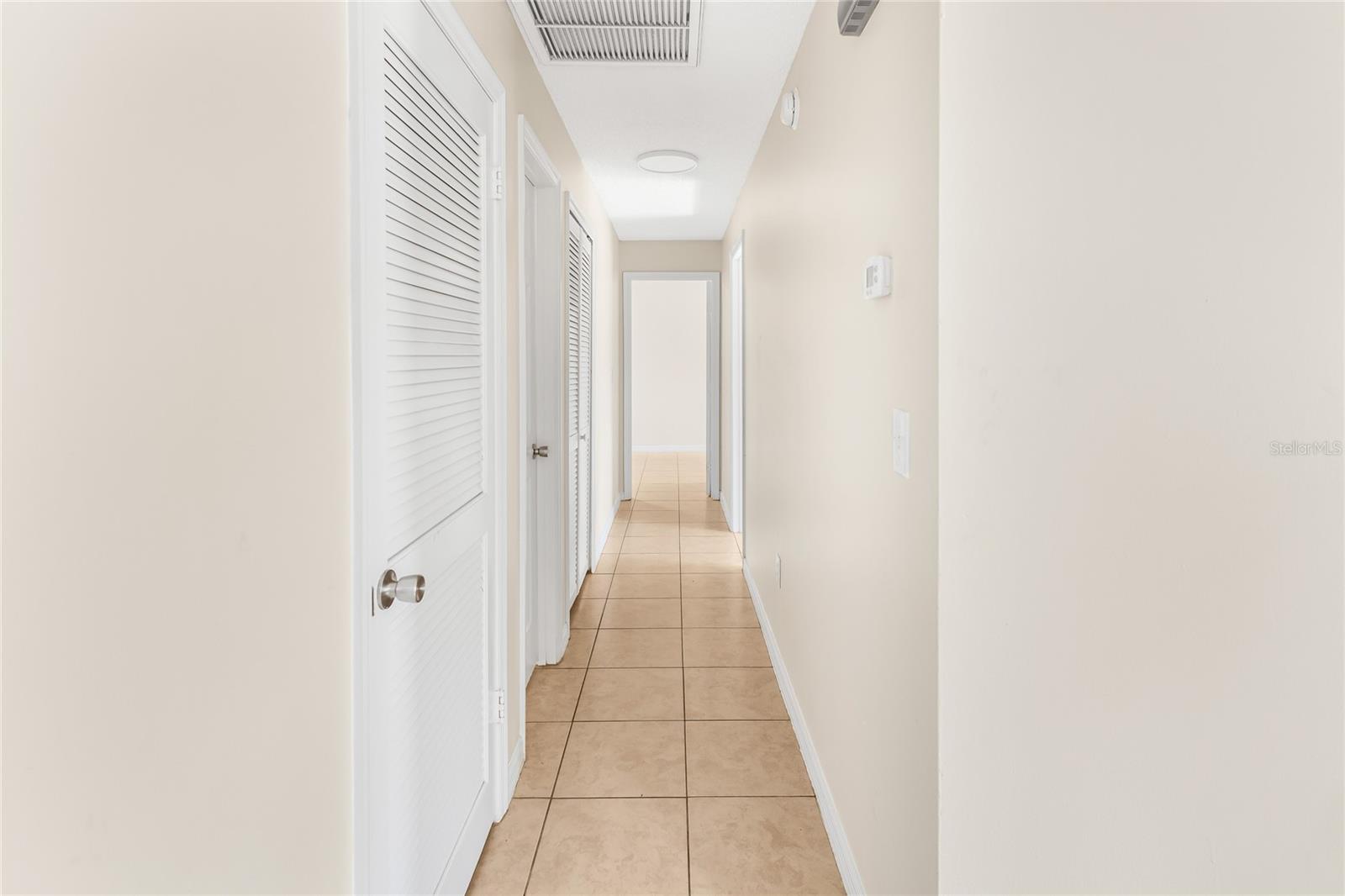 EUSTIS LAKE JOANNA HEIGHTS - Residential Lease