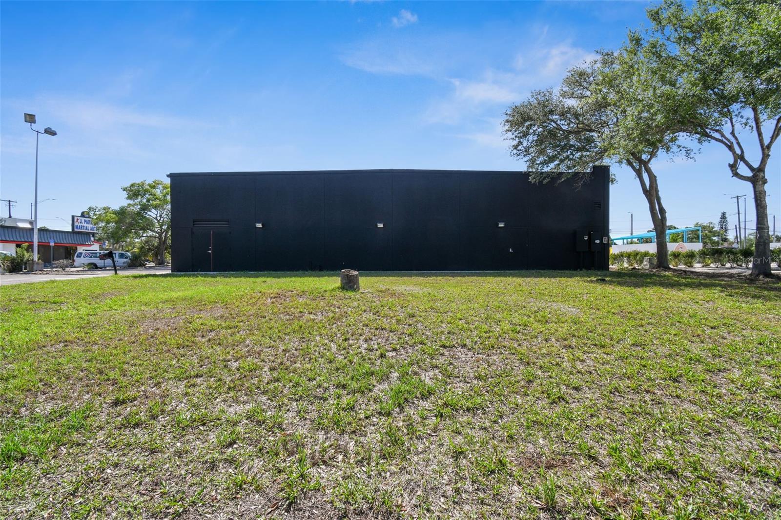 UNPLATTED - Commercial Sale