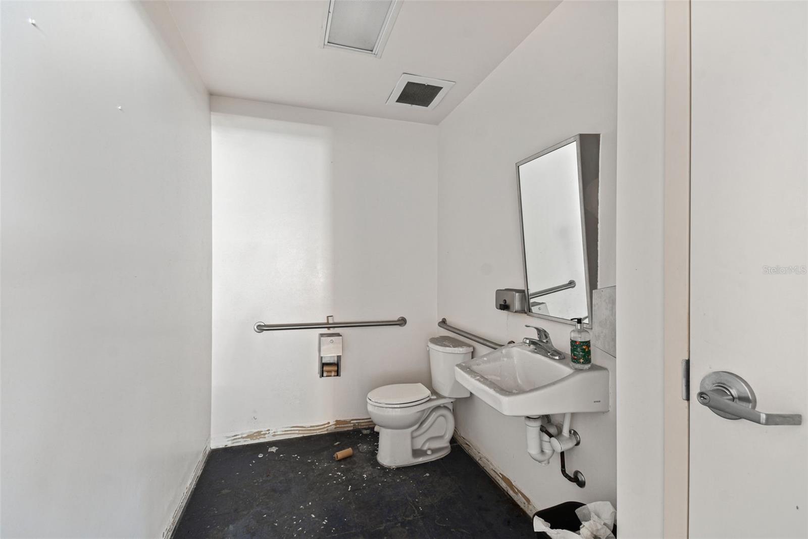 UNPLATTED - Commercial Sale