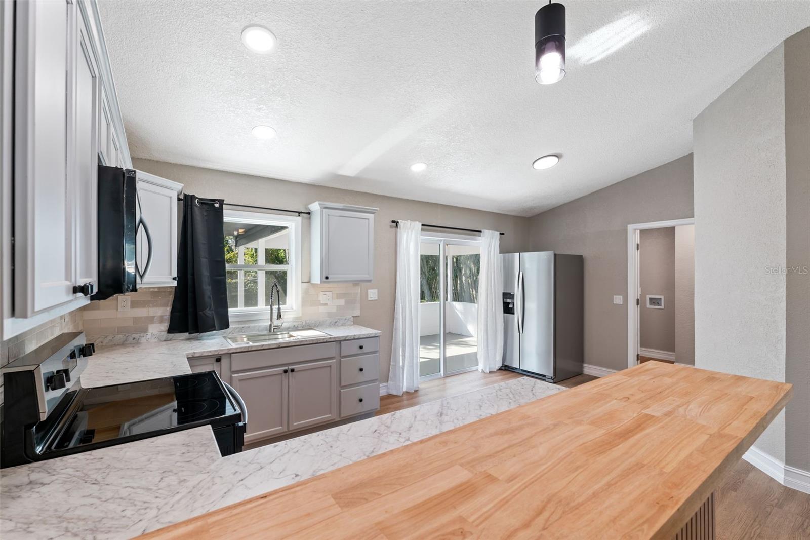 KINGS COURT - Residential