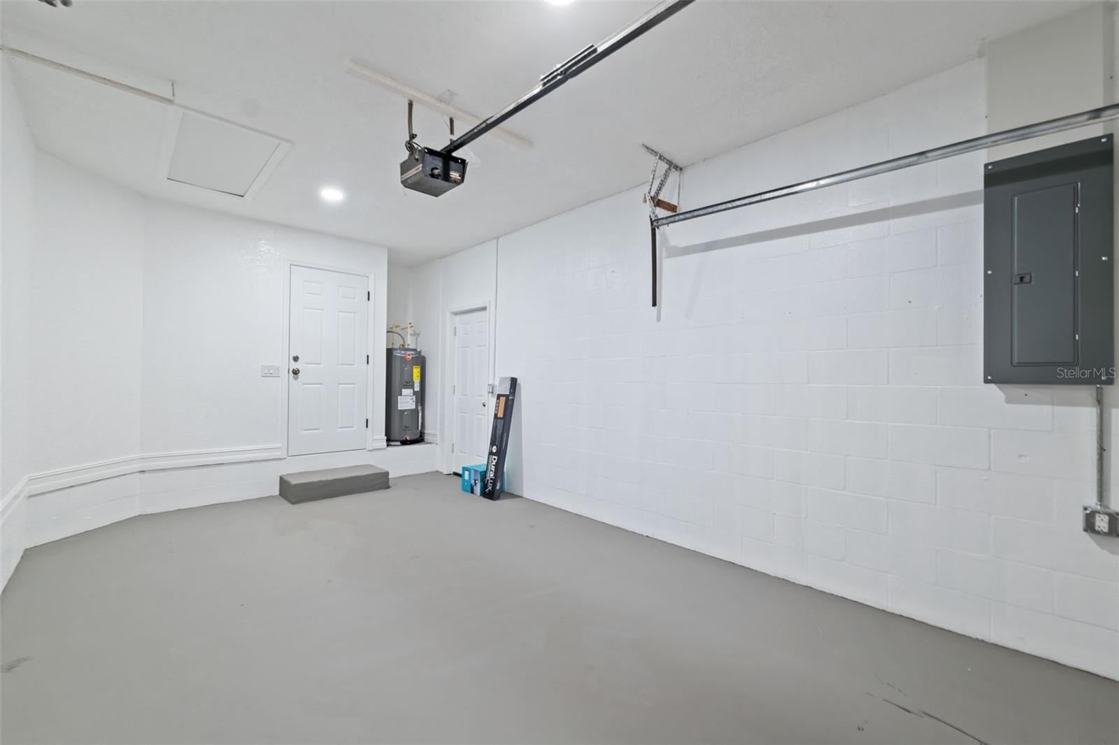 KINGS COURT - Residential