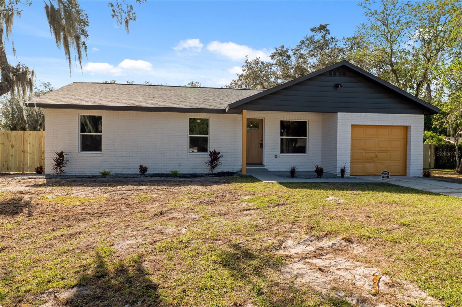 KINGS COURT - Residential