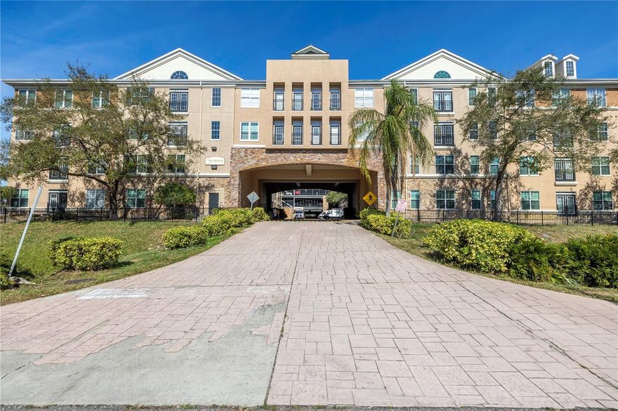 Beautifully renovated condo in the heart of the Westshore Business District! This updated home features an open-concept kitchen and living area that seamlessly extends to a screened-in balcony, perfect for relaxing outdoors. The spacious bedroom boasts a double-door walk-in closet and abundant natural light. Enjoy the convenience of a gated garage with one assigned parking space and secure fob entry into the main building. Nestled in the sought-after Villa Sonoma community, residents have access to top-tier amenities, including a fitness center, resort-style pool, recreational room, and onsite property management. Prime location with easy access to Tampa International Mall, the exciting new Midtown Tampa development, Tampa International Airport, I-275, Raymond James Stadium, and an array of dining options.