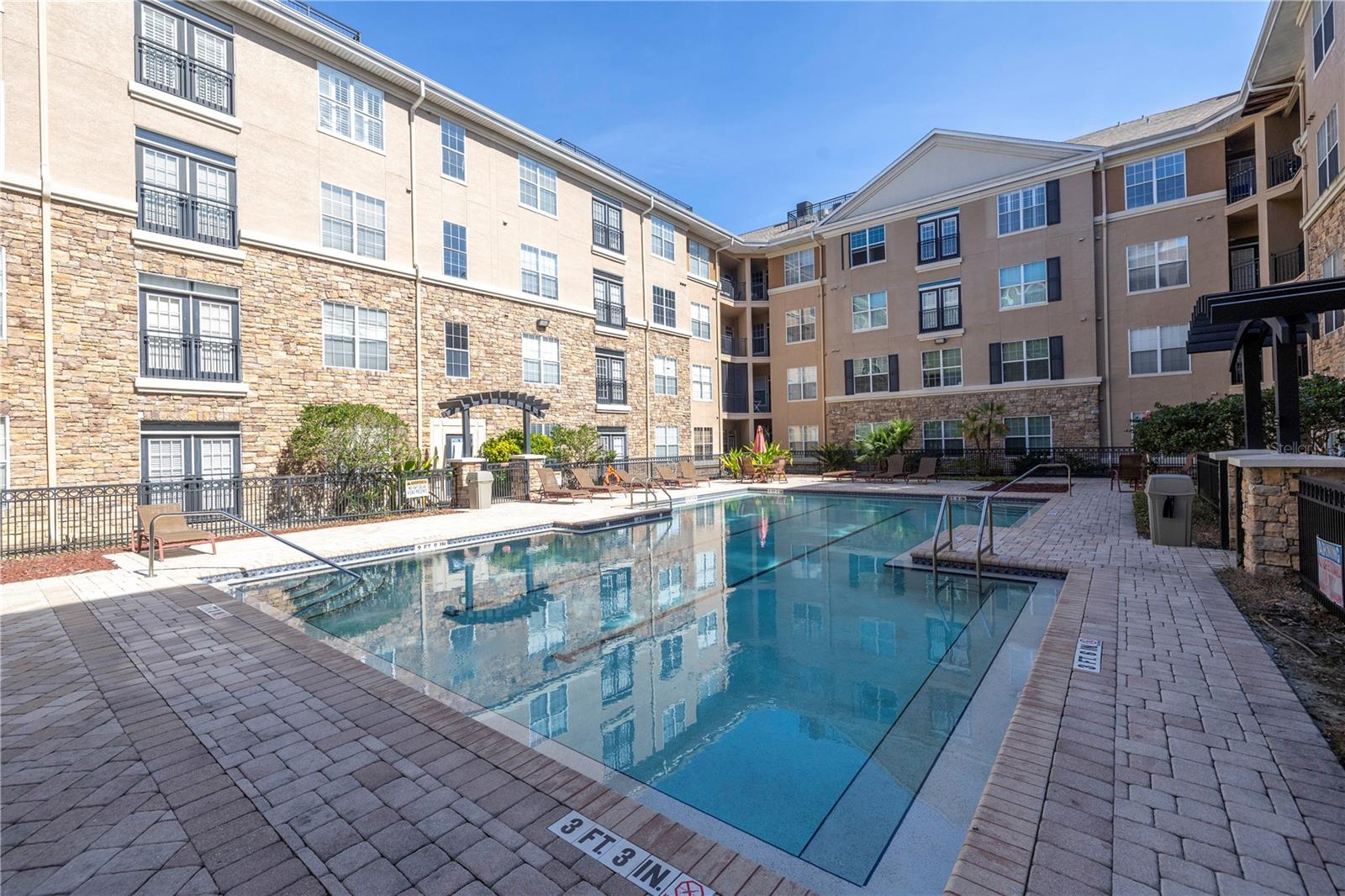 VILLA SONOMA AT INTERNATIONAL - Residential