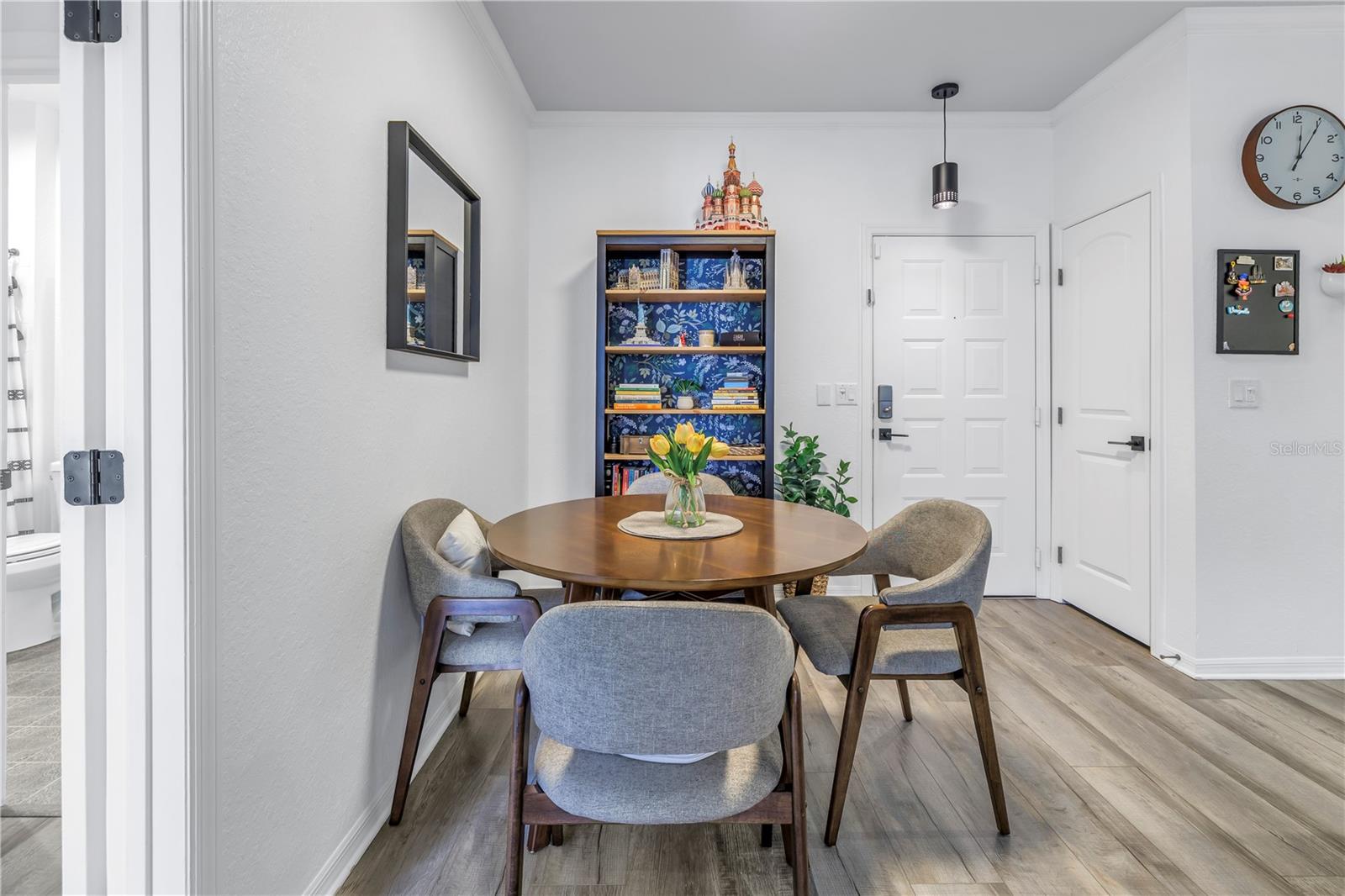 VILLA SONOMA AT INTERNATIONAL - Residential