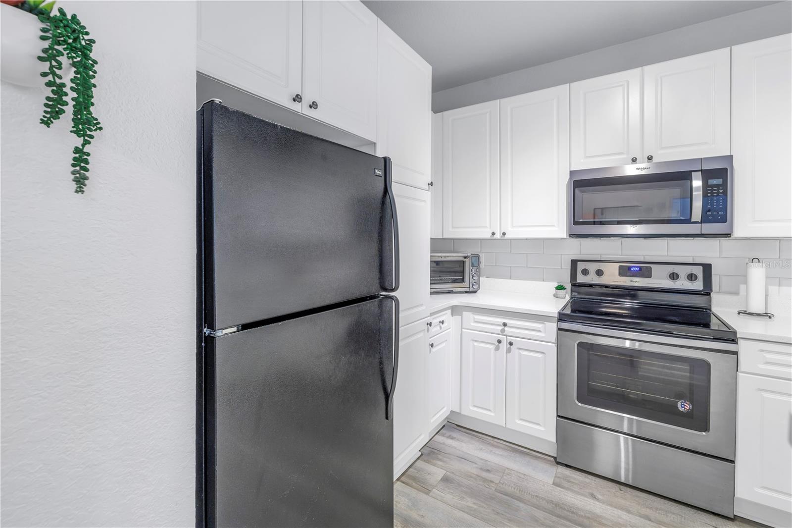 VILLA SONOMA AT INTERNATIONAL - Residential