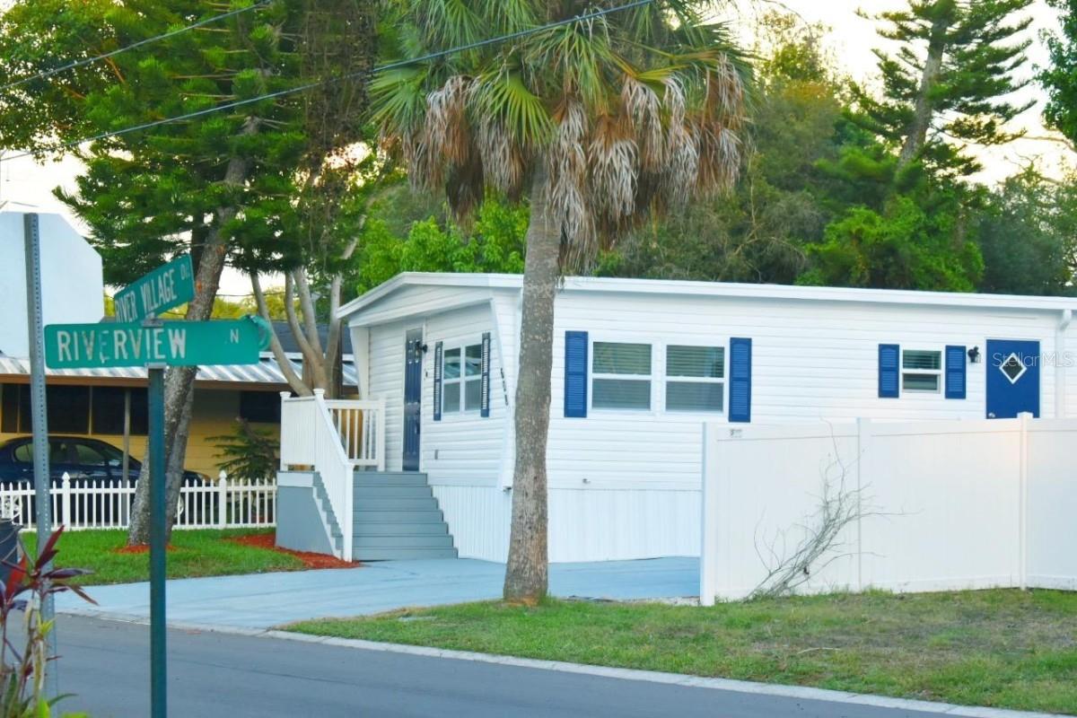 RIVER VILLAGE - Residential Lease