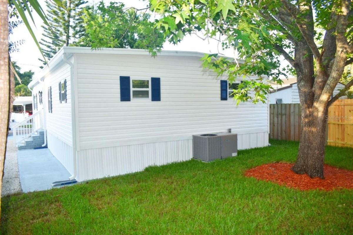 RIVER VILLAGE - Residential Lease