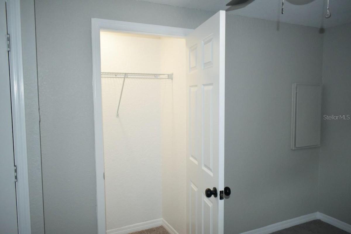 RIVER VILLAGE - Residential Lease