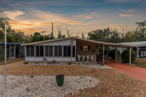 A home in BROOKSVILLE