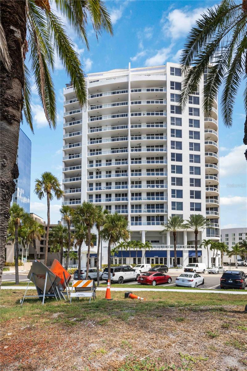 MARINA TOWER - Residential