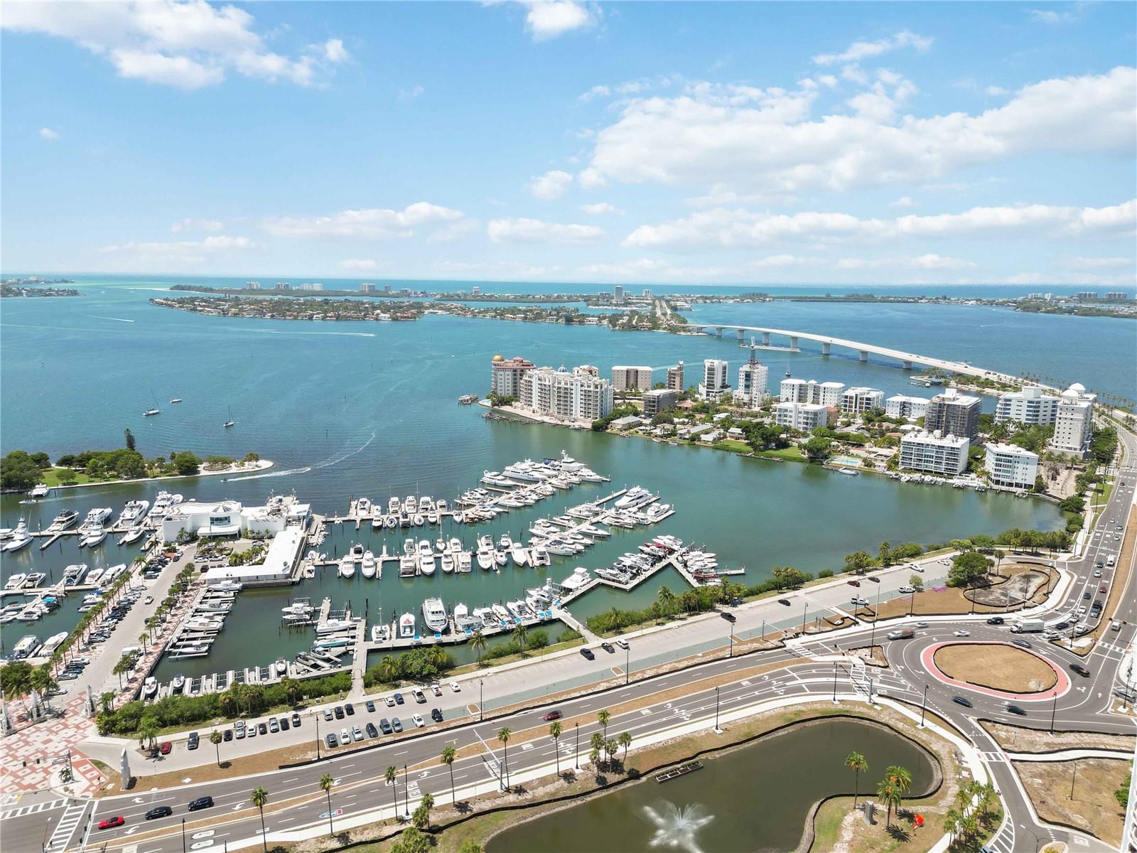 MARINA TOWER - Residential