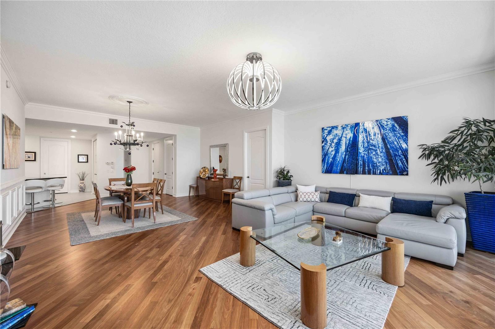 MARINA TOWER - Residential