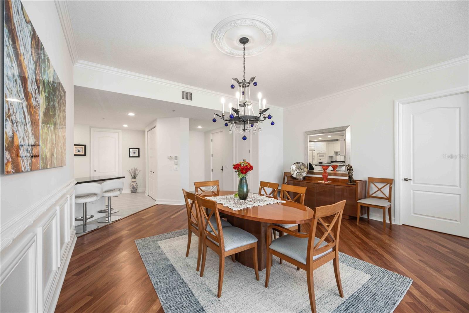 MARINA TOWER - Residential