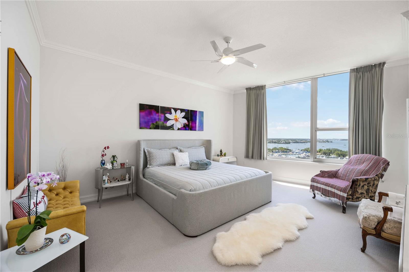 MARINA TOWER - Residential