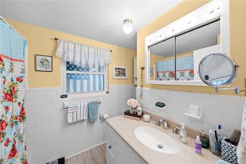 Tiny photo for 11690 SE 132nd Street Road, Ocklawaha, FL 32179 (MLS # OM724510)