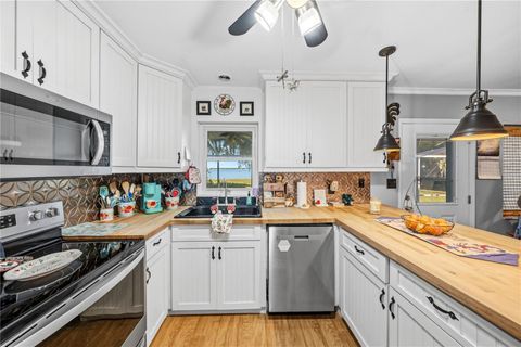 Tiny photo for 11690 SE 132nd Street Road, Ocklawaha, FL 32179 (MLS # OM724510)
