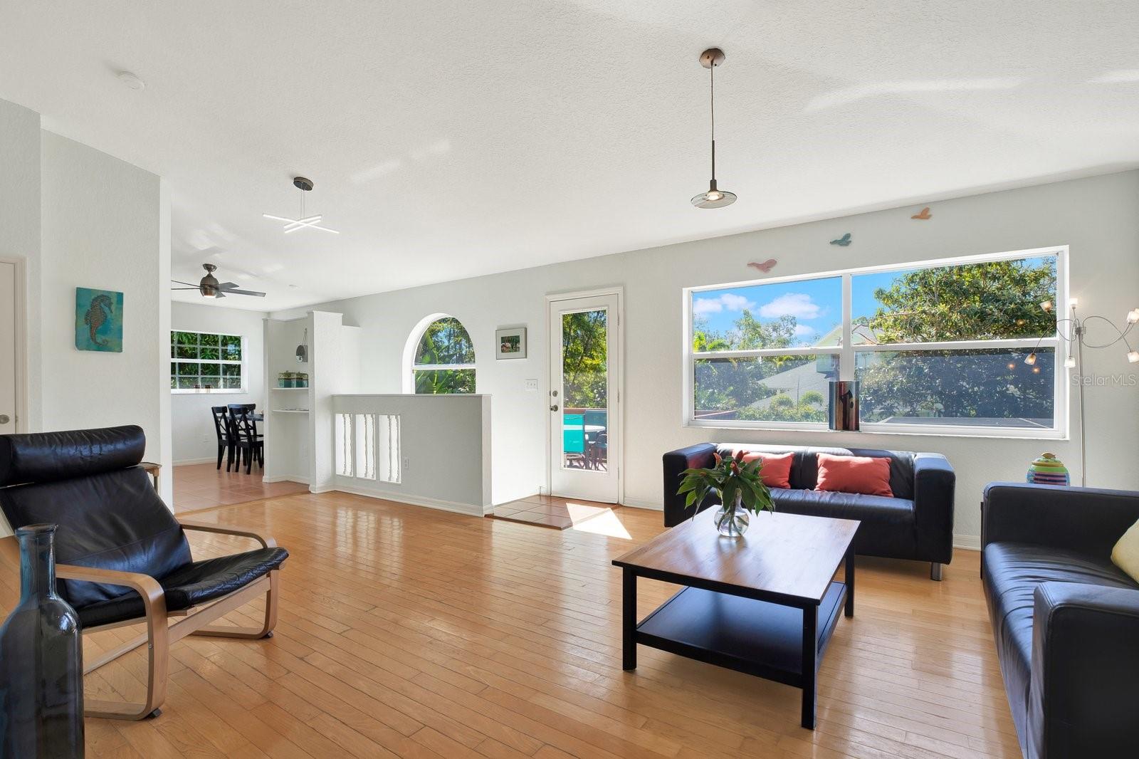 SEASIDE WOOD - Residential