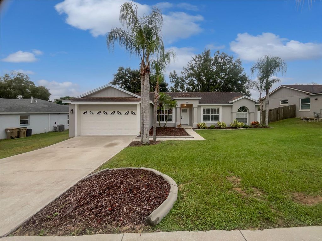 Photo of 15912 Lake Orienta Court, Clermont, FL 34711 (MLS # O6352104)