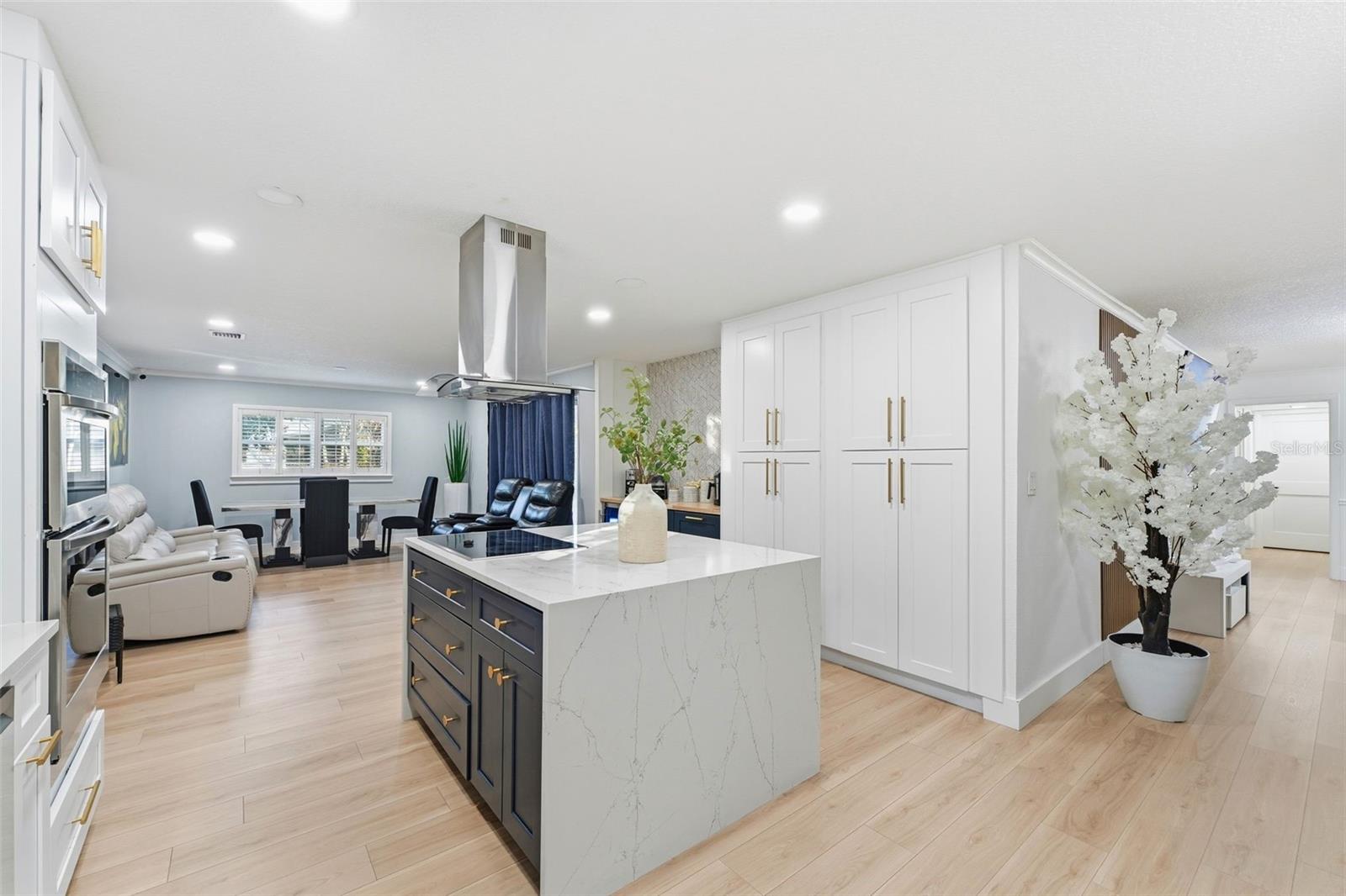 DOVER SHORES ADD 11 - Residential