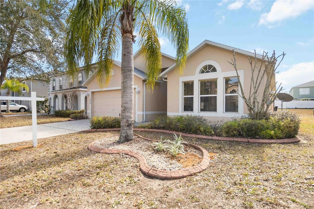 Photo of 183 Jocelyn Drive, Davenport, FL 33897 (MLS # S5142156)