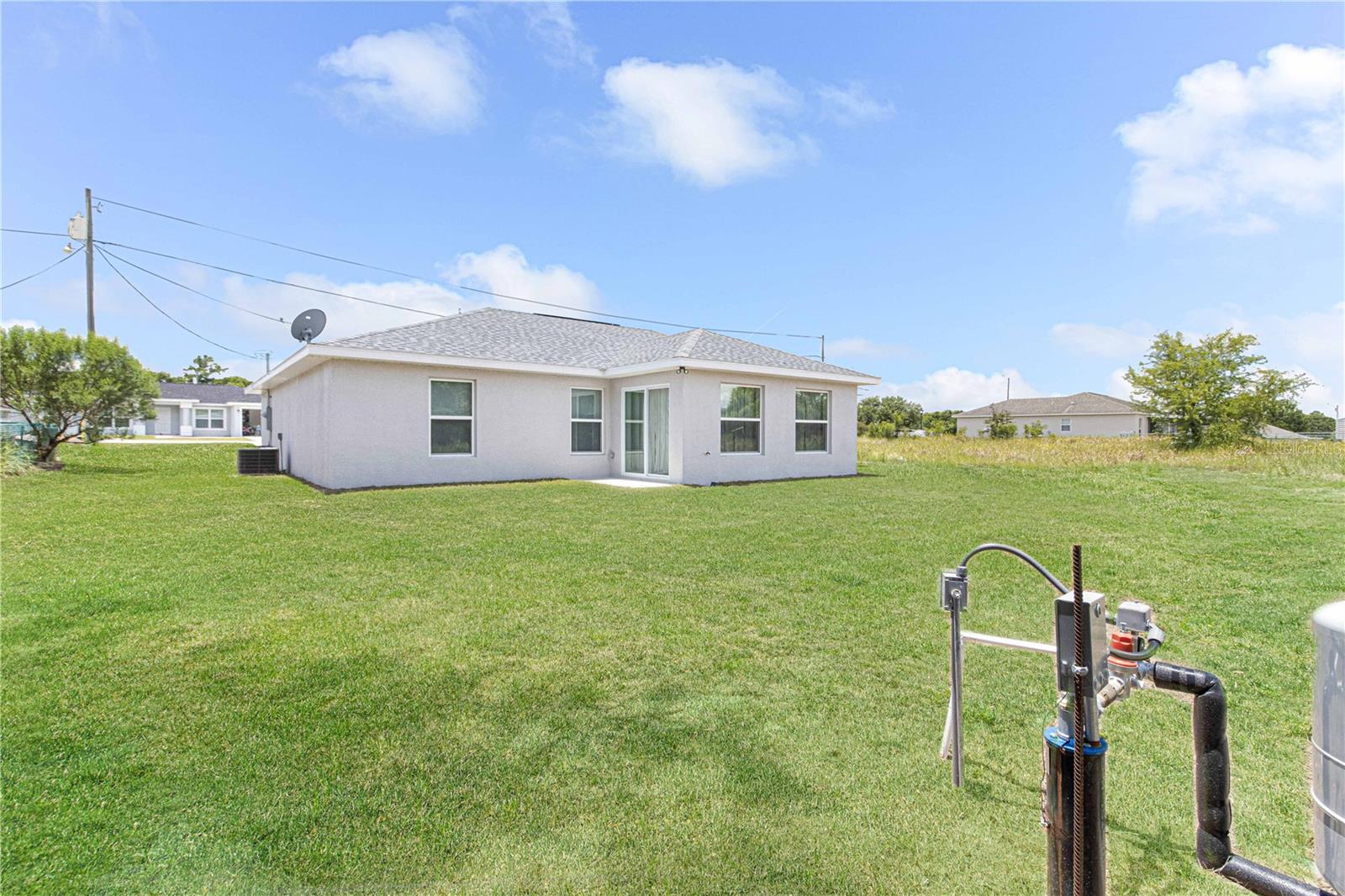 SILVER SPGS SHORES UN 32 - Residential Lease