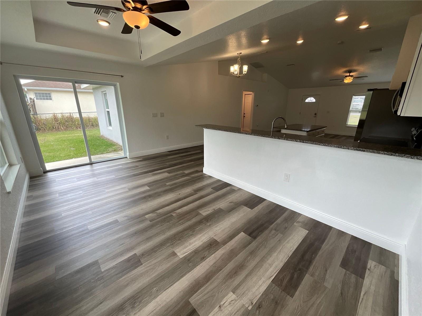 SILVER SPGS SHORES UN 32 - Residential Lease