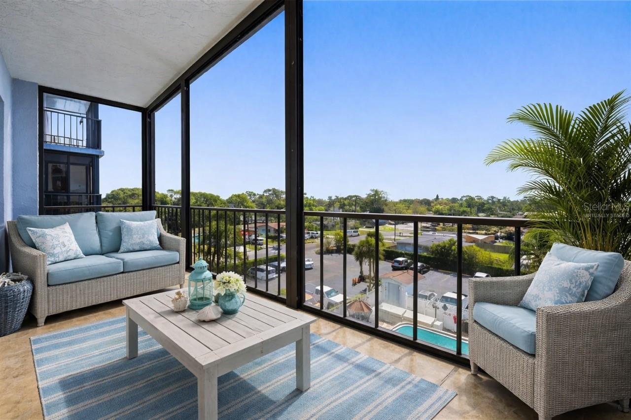 RAINTREE CONDO - Residential